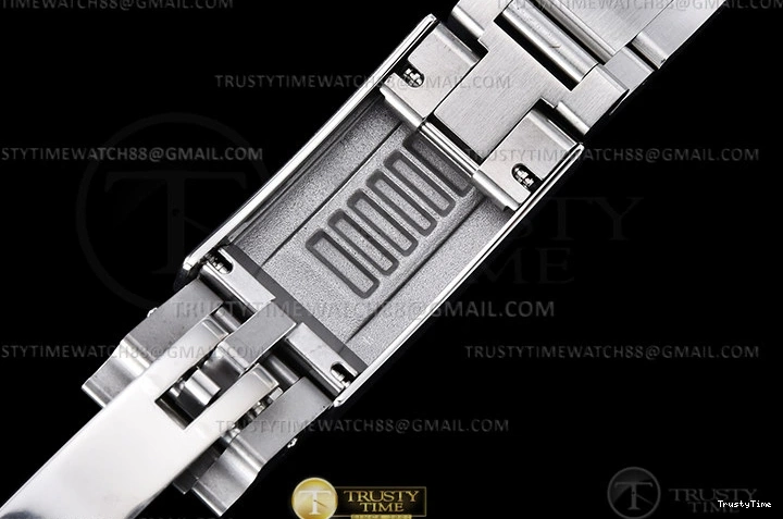 0824 ROLSUB0424A – Submariner 116610LN 904L SS SS Blk KING VS Affordable 1049